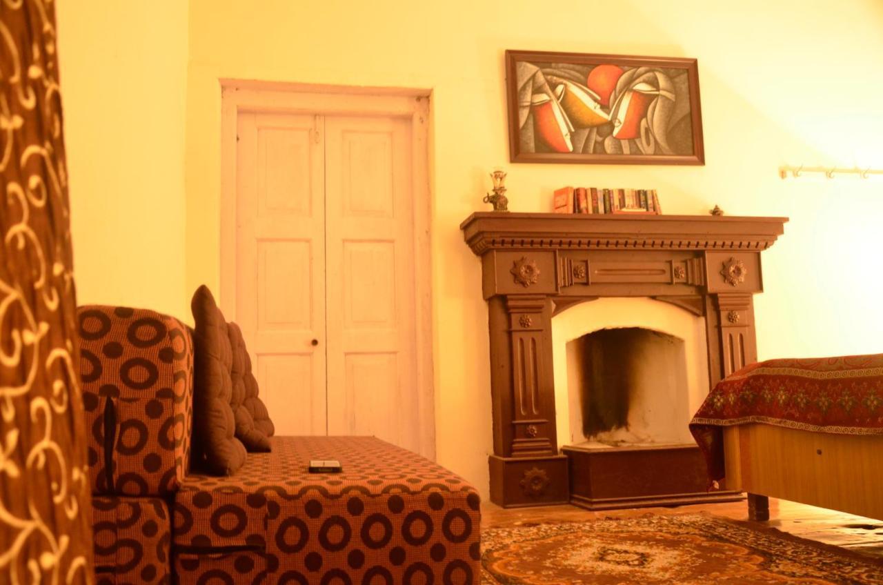 Dingle House , A Heritage House ダルハウジ エクステリア 写真