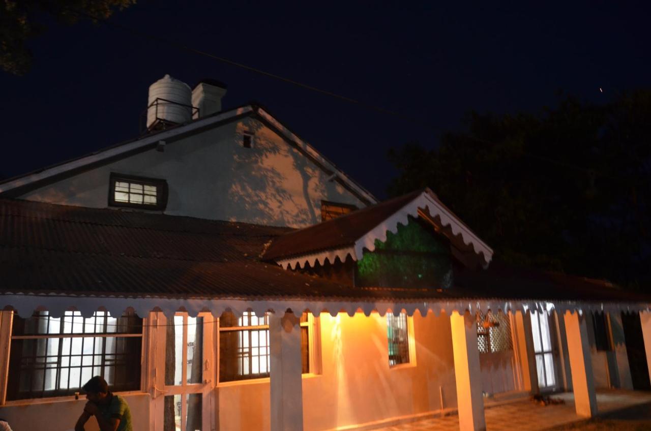 Dingle House , A Heritage House ダルハウジ エクステリア 写真