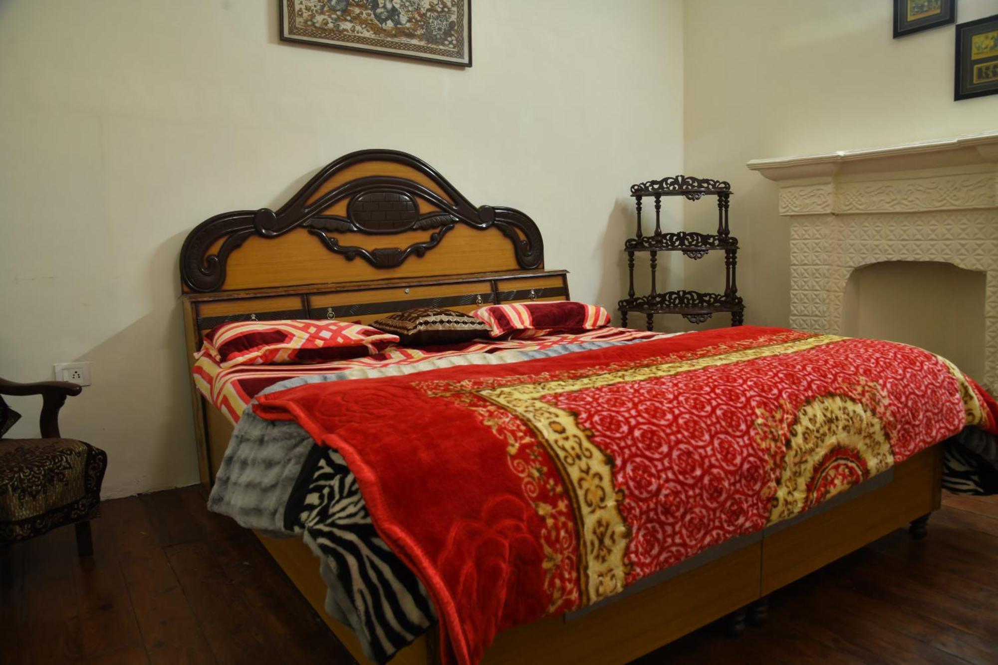 Dingle House , A Heritage House ダルハウジ エクステリア 写真
