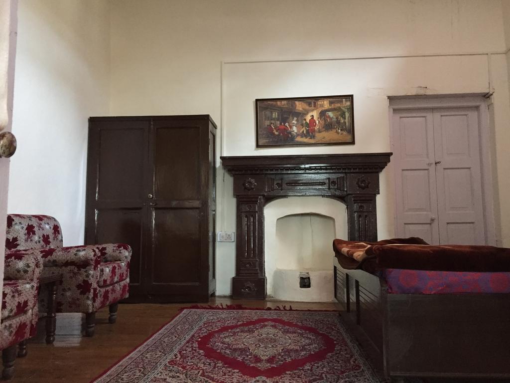 Dingle House , A Heritage House ダルハウジ エクステリア 写真